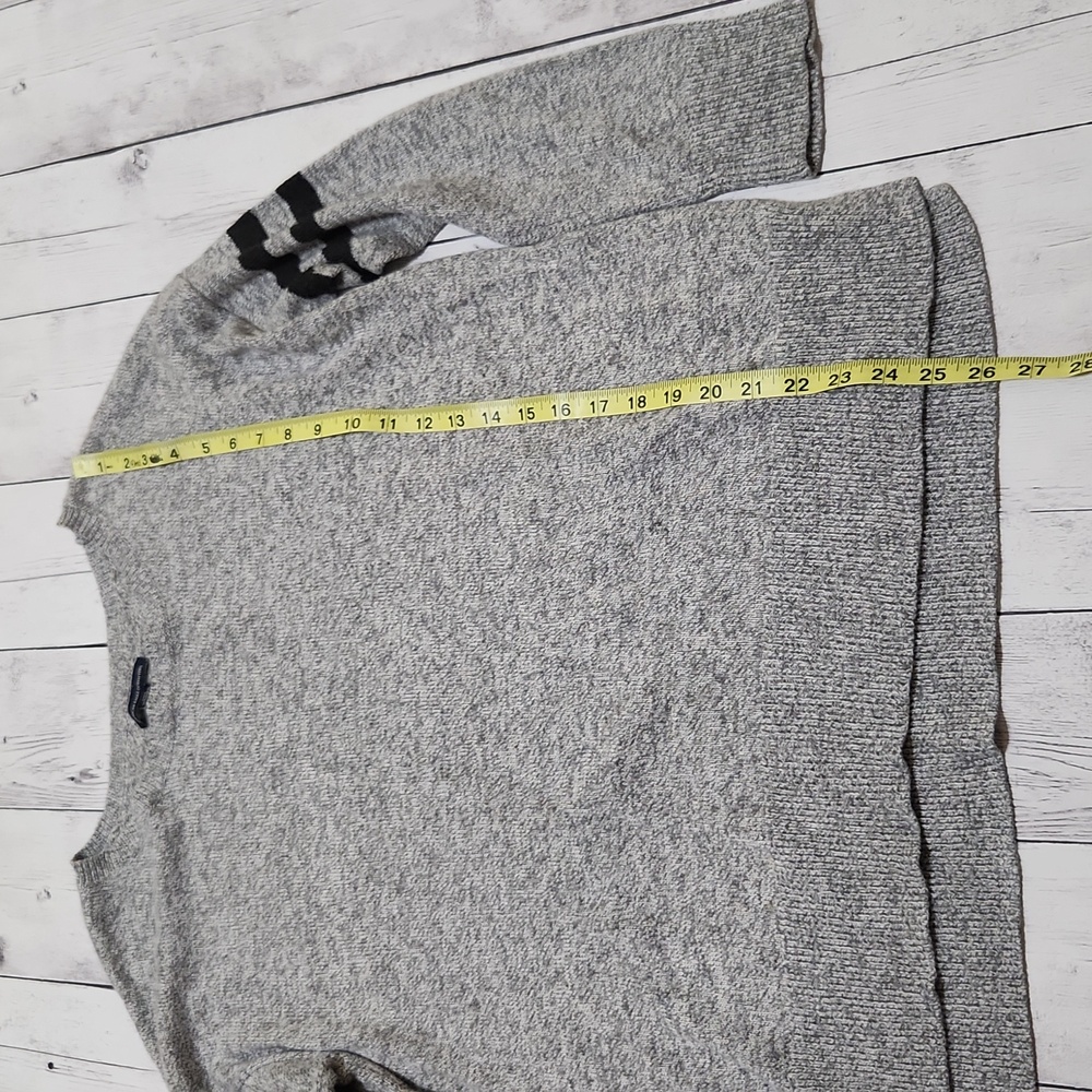 American Eagle light weight Large Womens sweater. - Picture 5 of 8